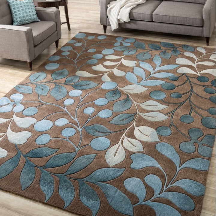 Tapis sol - les feuilles bleus sur fond marron