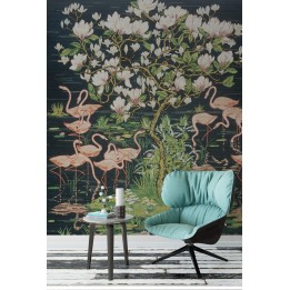 Tapisserie tropicale issue d'un tableau d'artiste ancien - Flamants roses et magnolia au bord du lac, motif sur fond noir