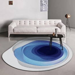 Tapis moderne design abstrait forme irrégulière - Dégradation de couleur bleue, fond gris clair et blanc