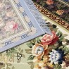 Tapis en soie motif floral symétrique, velours en relief