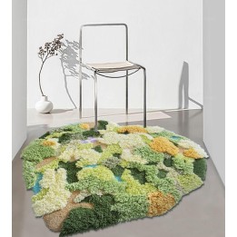 Tapis design en forme de cœur - Mousse et lichens, sous bois dans la forêt