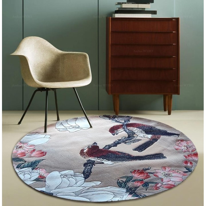 Tapis asiatique fleurs et oiseaux, réalisé à la main par le précieux savoir-faire artisanal de tapissier traditionnel.