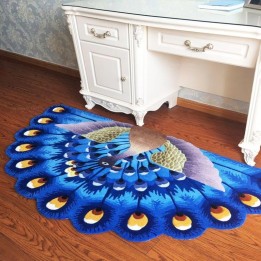 Tapis bleu pour bureau forme demi-cercle oiseau mythique le paon faisant sa roue.