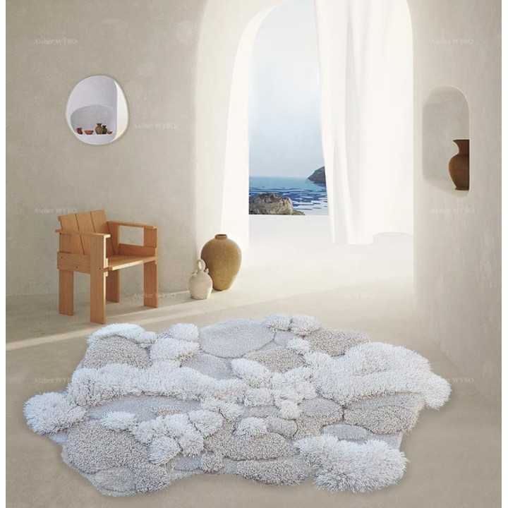 Tapis salle d'attente ton gris, neige blanche herbe grise, en laine épaisse fait à la main, ça tient chaud.