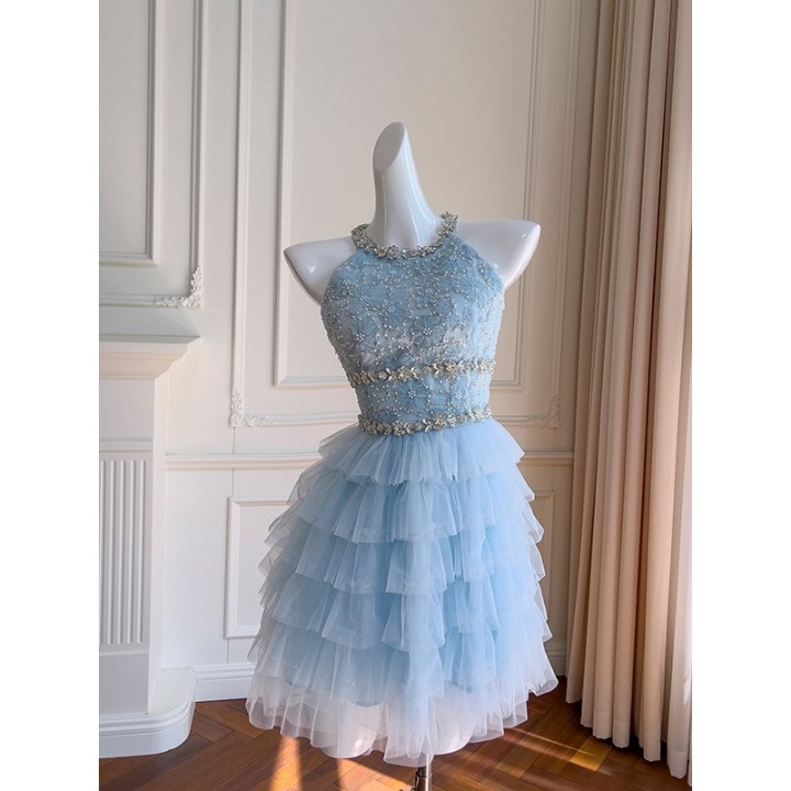 Essaiez votre robe sur mesure, design stylé matière chic couleur douce