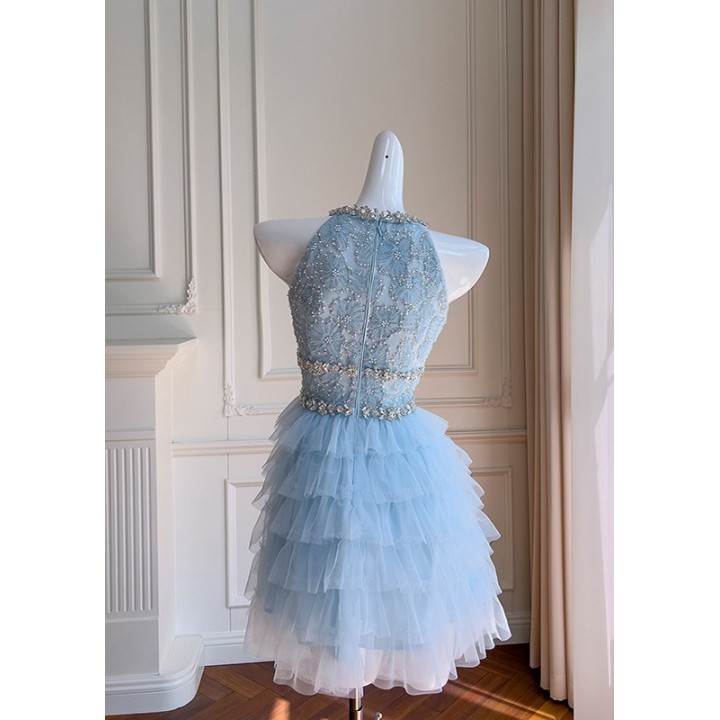 Essaiez votre robe sur mesure, design stylé matière chic couleur douce