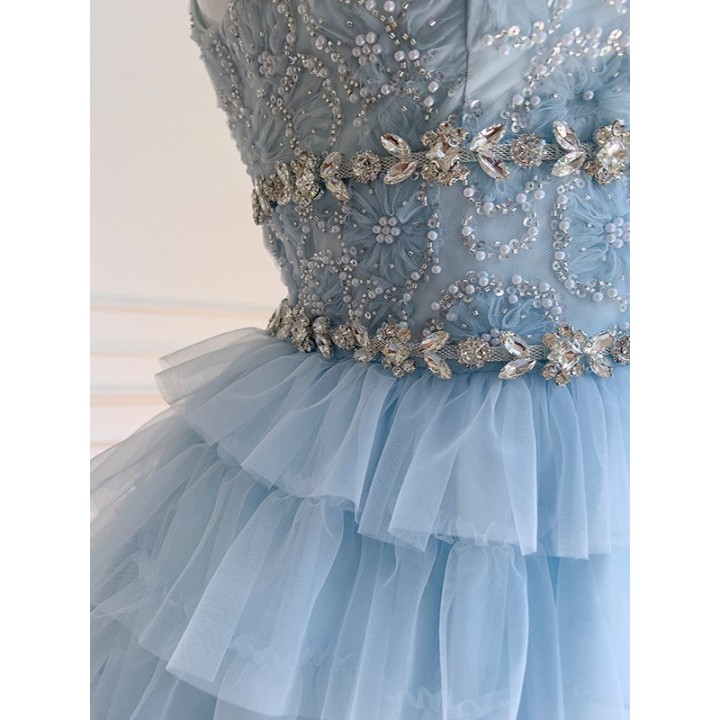 Essaiez votre robe sur mesure, design stylé matière chic couleur douce