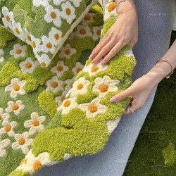 Tapis vert design floral surface en relief - Marguerites sur pelouse