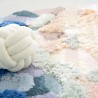 Tapis design moderne en laine de Nouvelle-Zélande tufté à la main, couleur bleu, rose pale, orange pastel.
