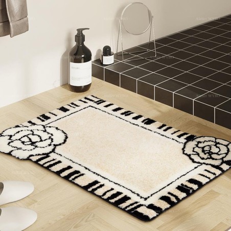 Tapis lavable salle de bain, fleurs de camélia sur fond beige