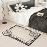 Tapis lavable salle de bain, fleurs de camélia sur fond beige