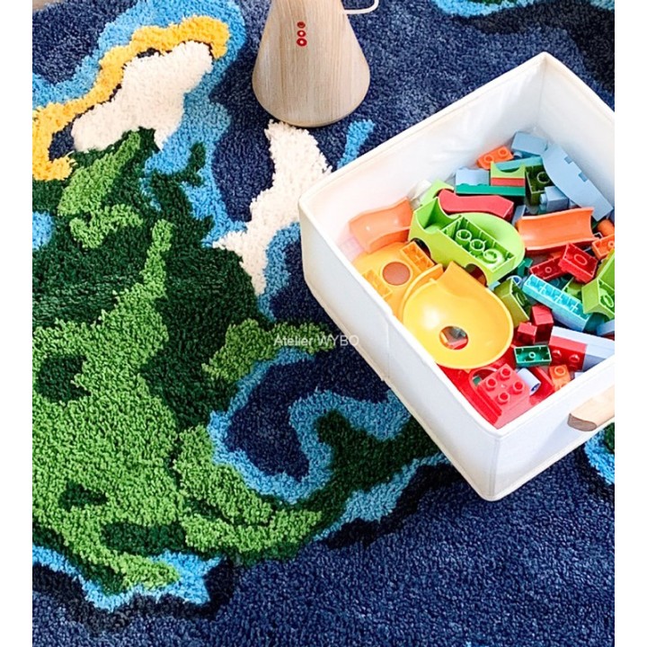 Matière douce en fibres moelleuses, ce tapis offre une sensation agréable sous les pieds.