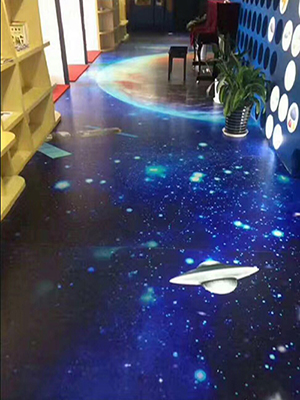 revêtement de sol sur mesure photo imprimée sur pvc épais avec couche d'usure solide, décoration couloir motif science-fiction univers planète et satellite sur fond bleu nuit.