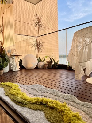 tapis moderne salon séjour balcon velours sculpté en relief fait main plage tropical arbres et pelouse.